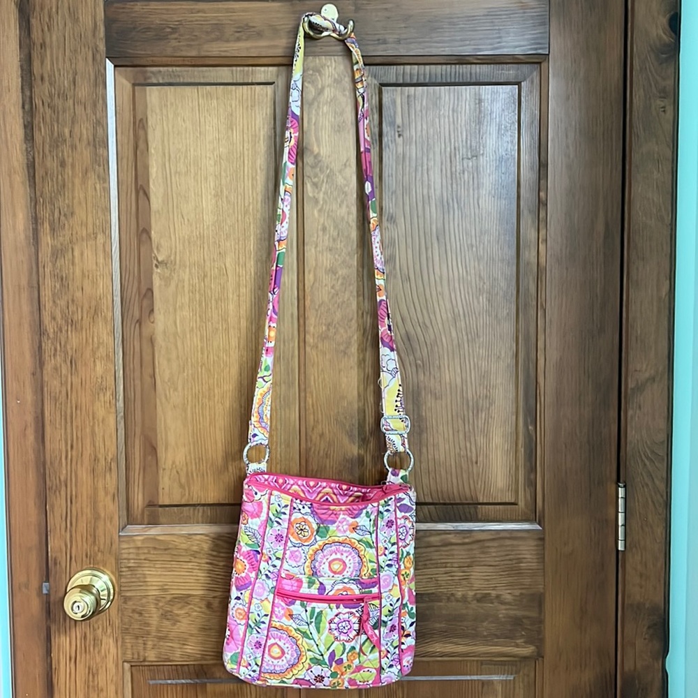 Vera Bradley “Clementine”. Crossbody Bag Gem